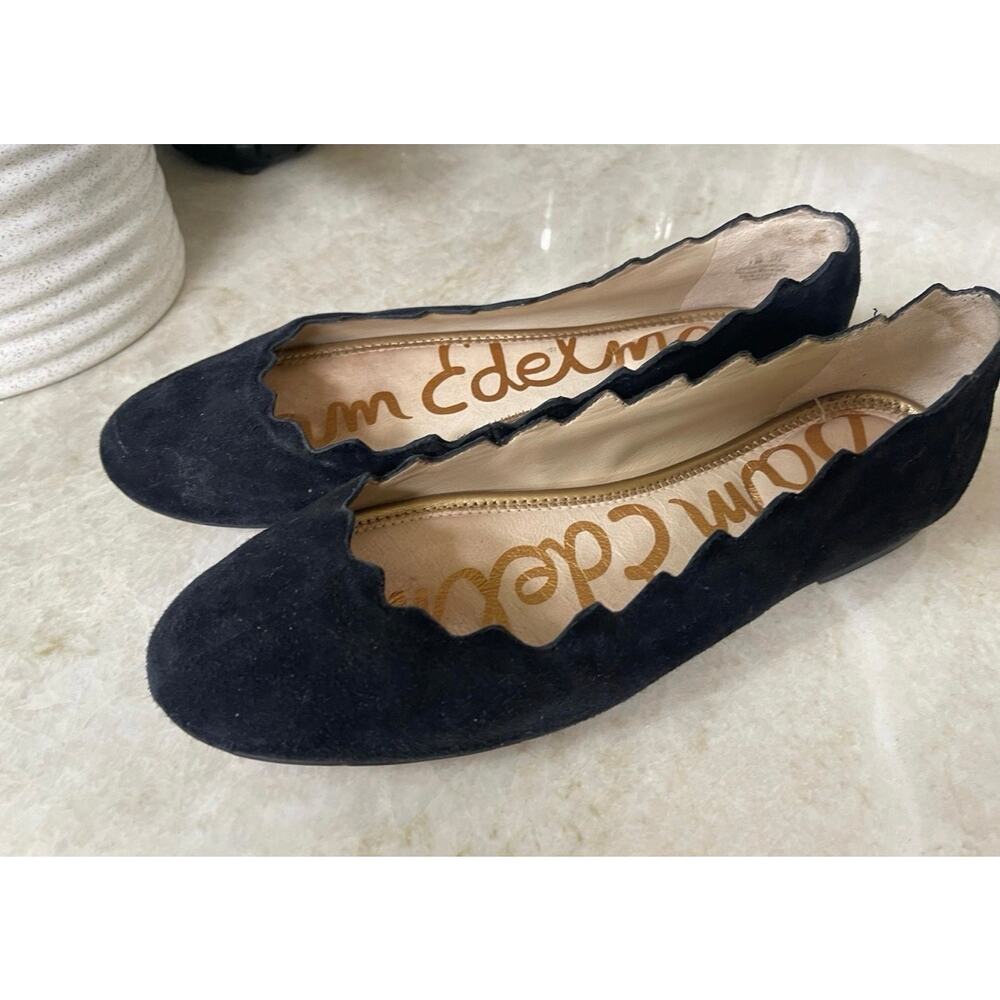 Sam Edelman Francis scalloped black suede leather flats Sz 9-1/2 EUC